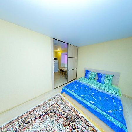 Apart On Slavskogo 14 Ustʼ-Kamenogorsk Dış mekan fotoğraf