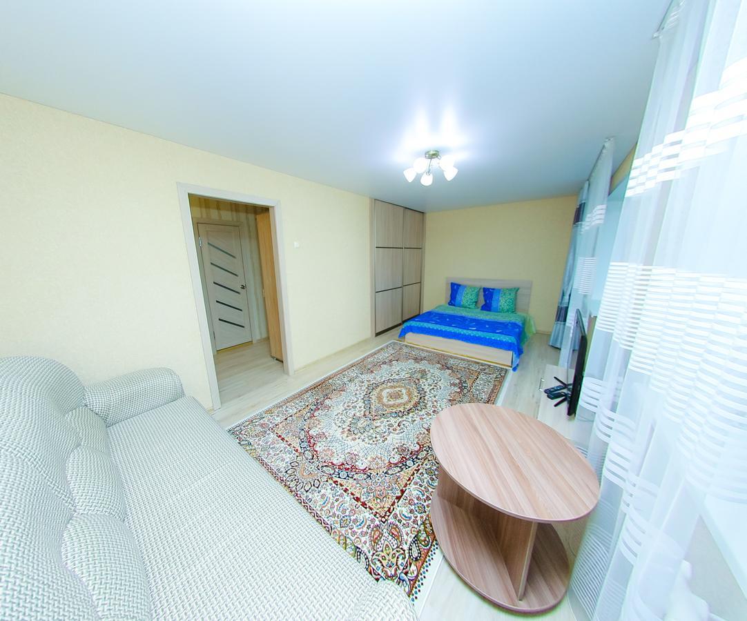 Apart On Slavskogo 14 Ustʼ-Kamenogorsk Dış mekan fotoğraf